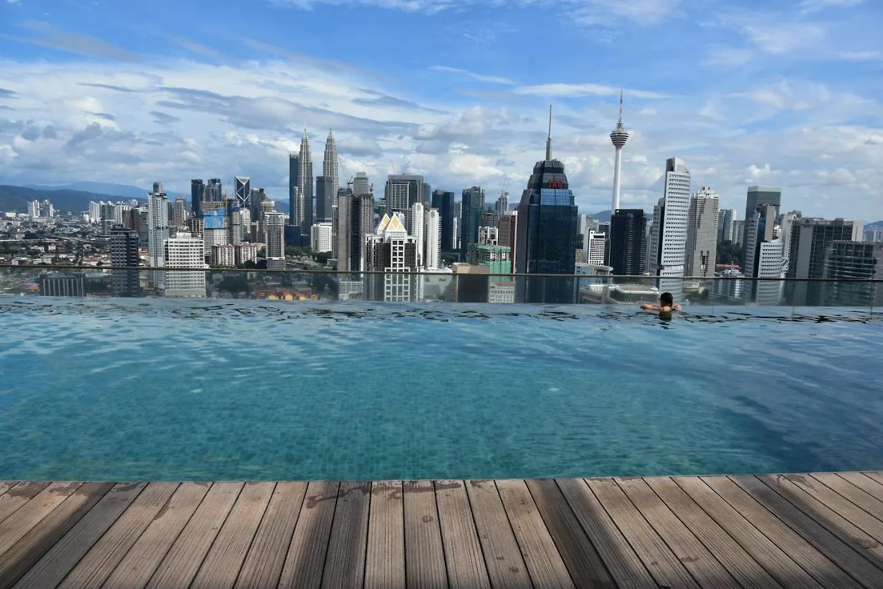 Wonderful Klcc View At Regalia Suites Kuala Lumpur Apartament